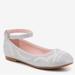 Olive & Edie Shimmer Flat